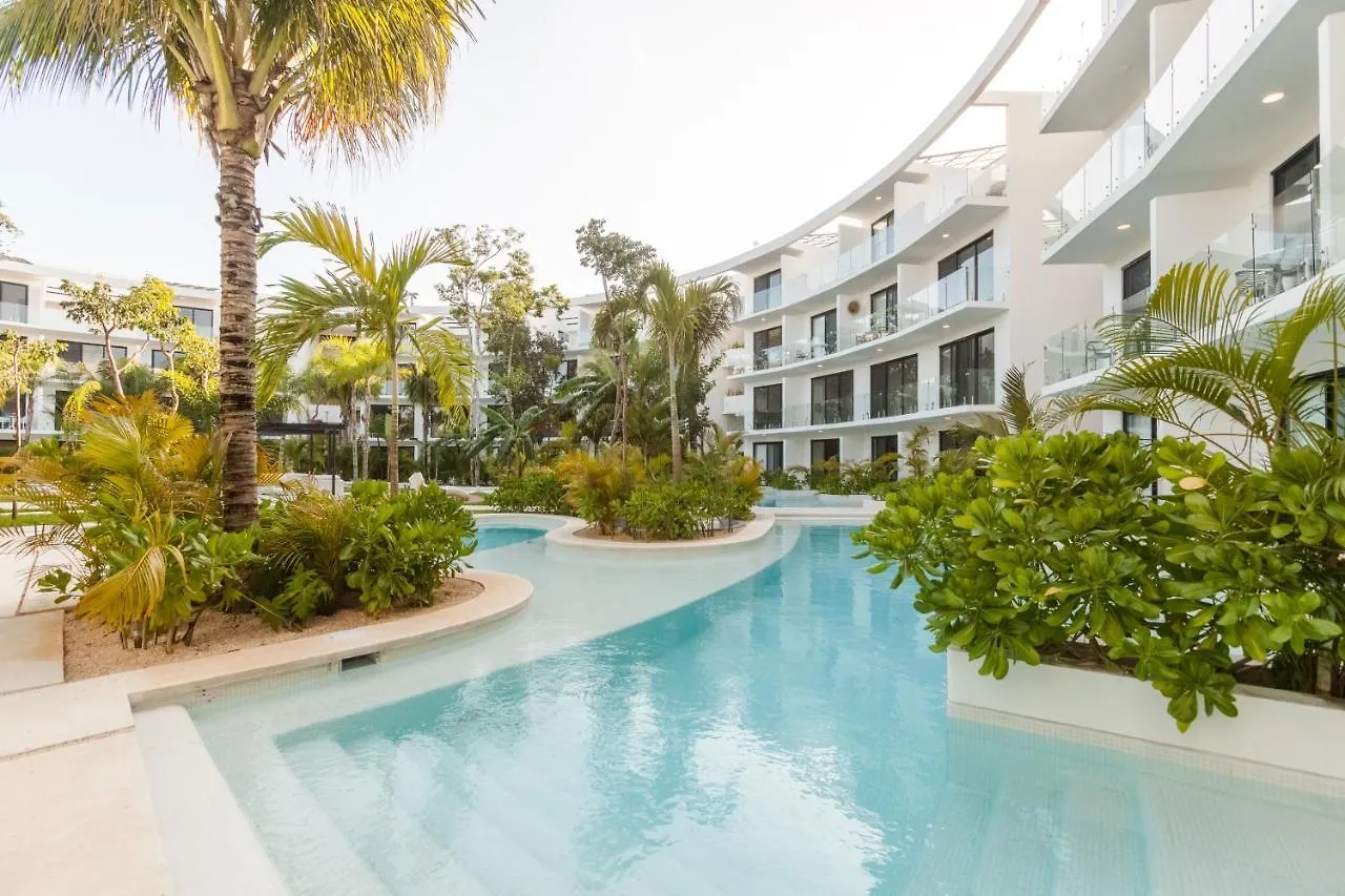 Your Place In Tulum With Pool, Gym And Coworking Apartment